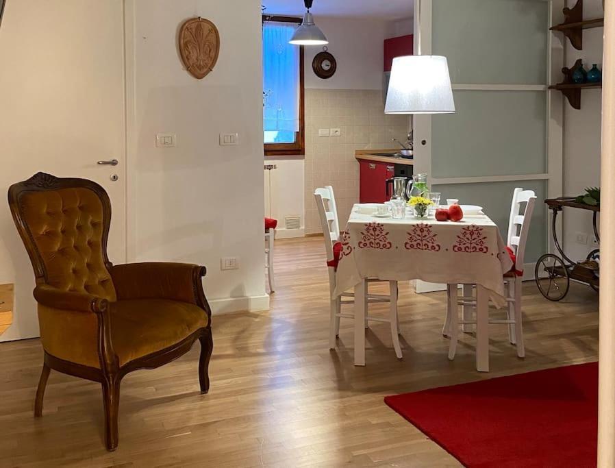 San Lorenzo Apartment In Red Firenze Kültér fotó
