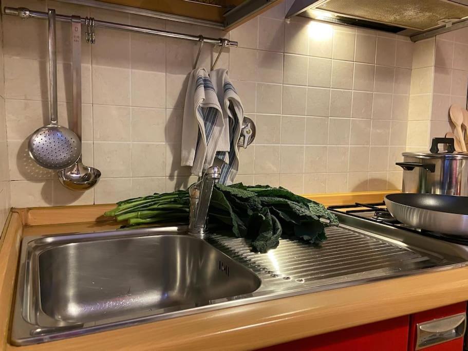 San Lorenzo Apartment In Red Firenze Kültér fotó