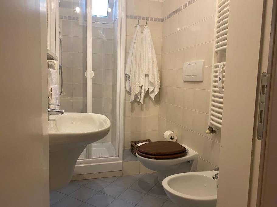 San Lorenzo Apartment In Red Firenze Kültér fotó