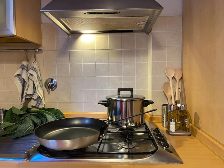 San Lorenzo Apartment In Red Firenze Kültér fotó